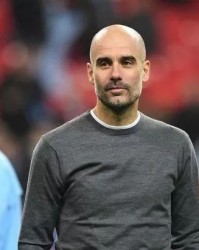  里昂锋线全面开花，五球大胜稳固联赛前三席位