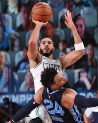  开拓者利拉德60分创队史新纪录