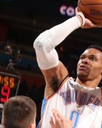  福克斯三双国王轻取雷霆  