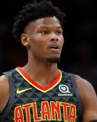  里昂队长重伤赛季提前报销  