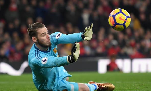  阿森纳门将神扑零封曼城创历史  